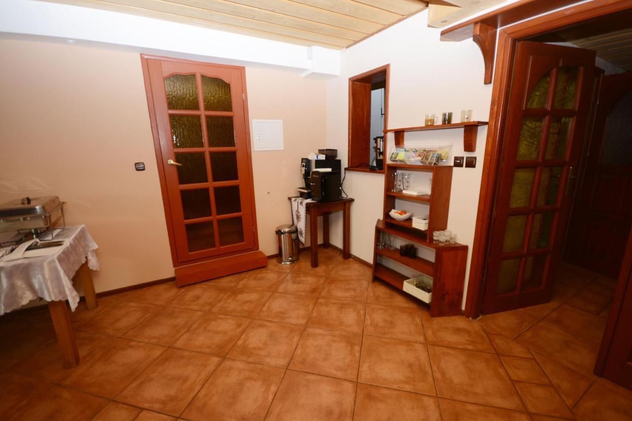 Appartement Dom Z Witrazami à Bukowina Tatrzańska Extérieur photo