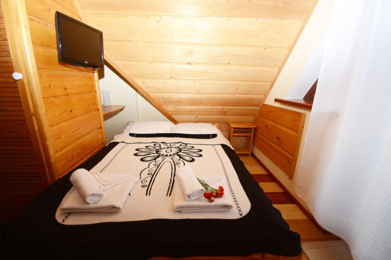 Appartement Dom Z Witrazami à Bukowina Tatrzańska Extérieur photo